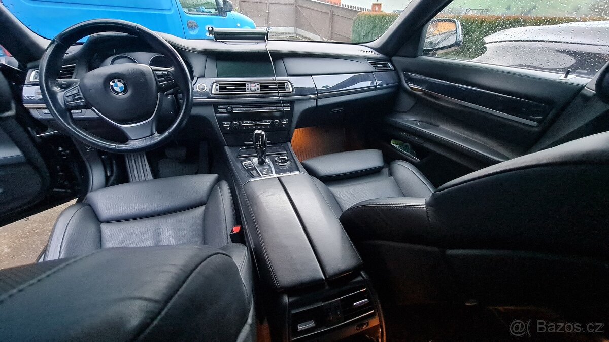 Prodam dily z Bmw f02 750xd - 7