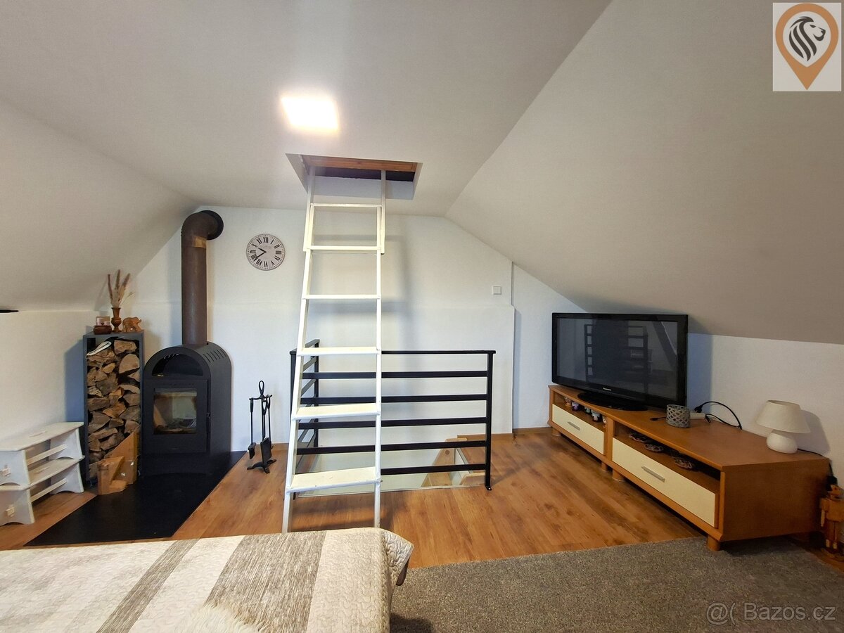 Prodej kompletně zrekonstruované chaty se zahradou – rekreač - 7