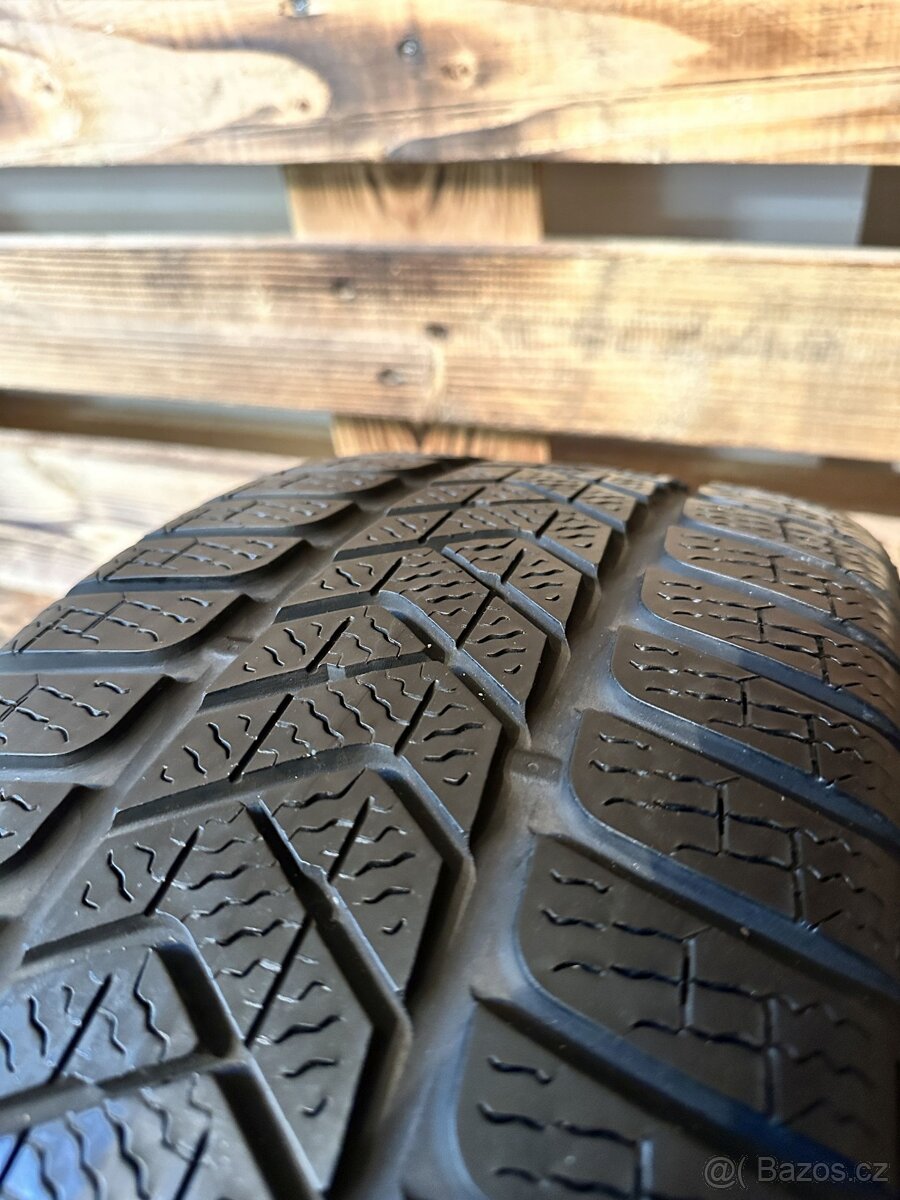 ZIMNÍ - MB- C W205 - orig. ALU disky AMG 5x112 R18 - 7