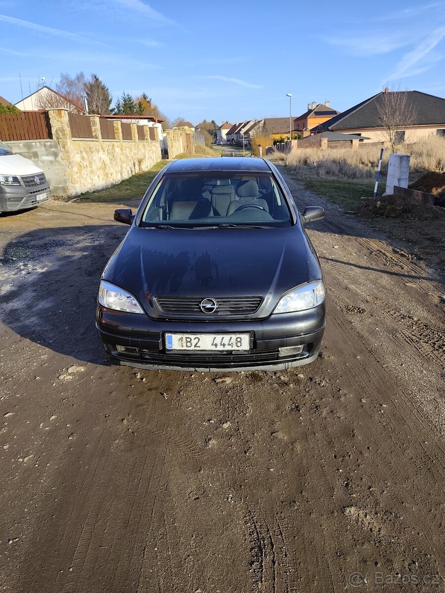 Prodám Opel Astra na ND - 7