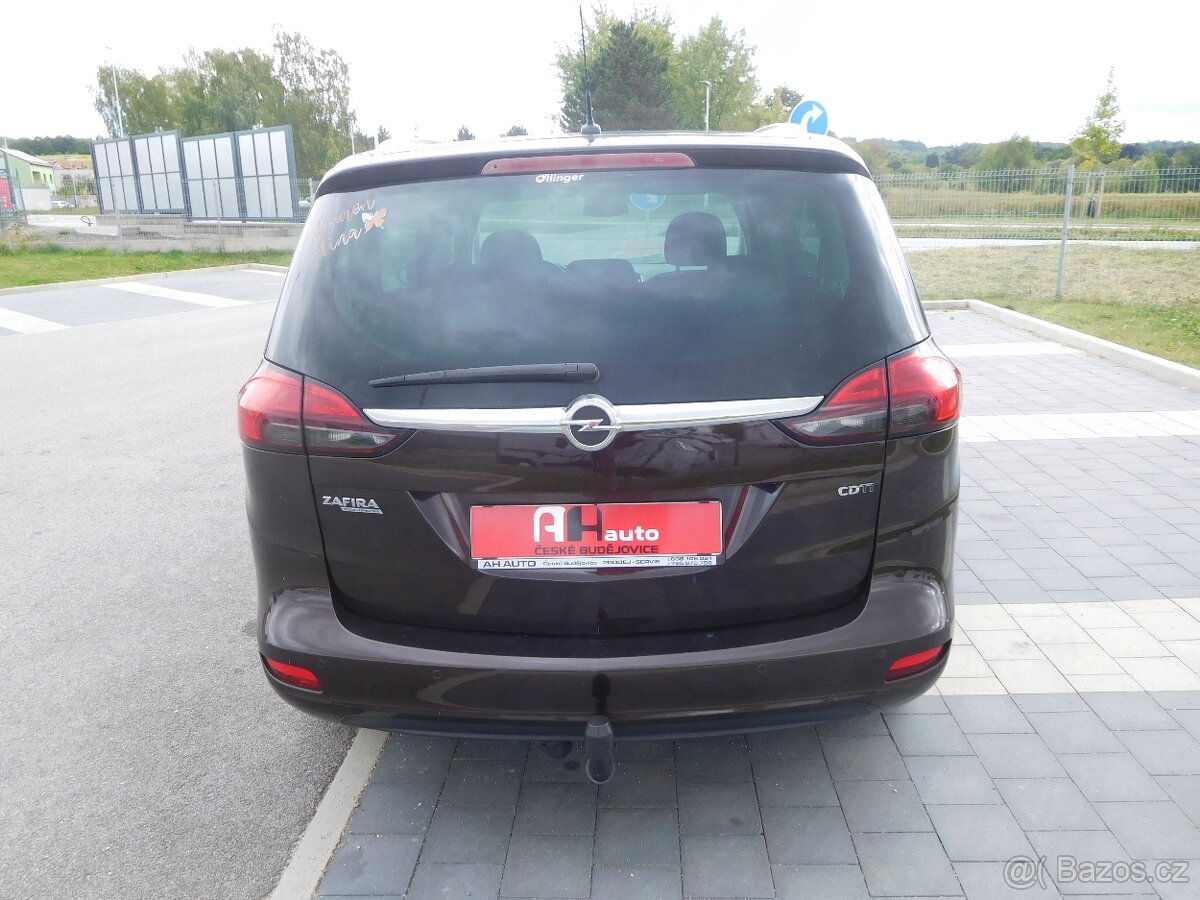 Opel Zafira Tourer 2.0 CDTi, 96 kW, Aut. Klima, 7. Míst - 7