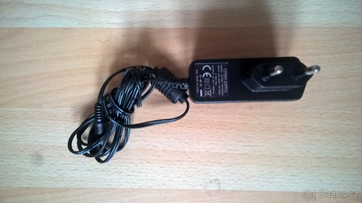 Prodám Full HD satelitní přijímač s čtečkou karty - 7