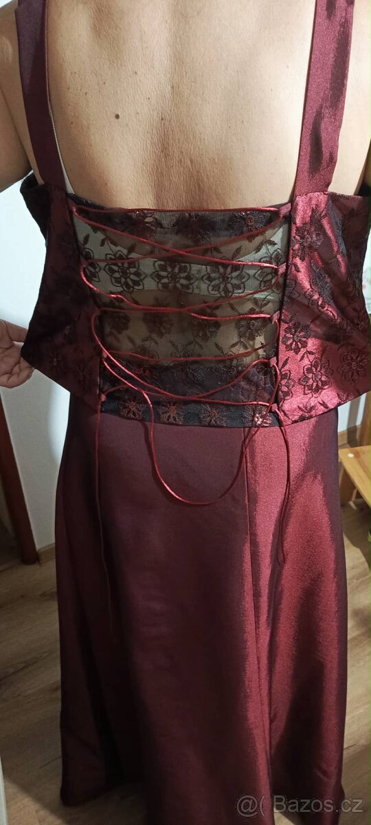 Červené plesové šaty vel. 50 - 7