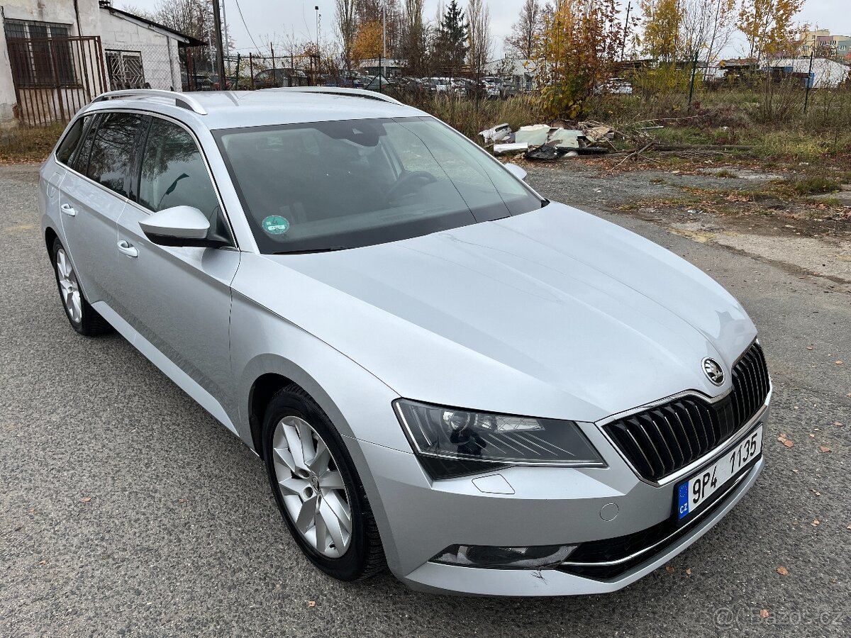 Škoda Superb 2.0tdi 140kw manuál po servisu nehavarované - 7
