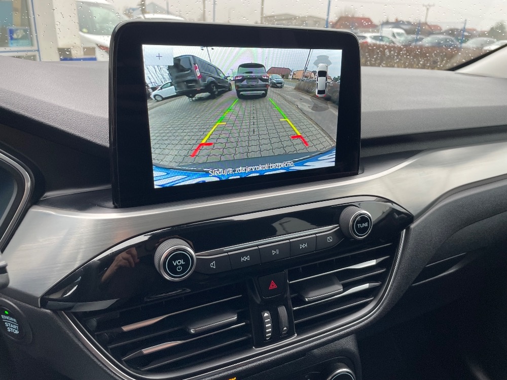 FORD KUGA 2,5 HYBRID - 7