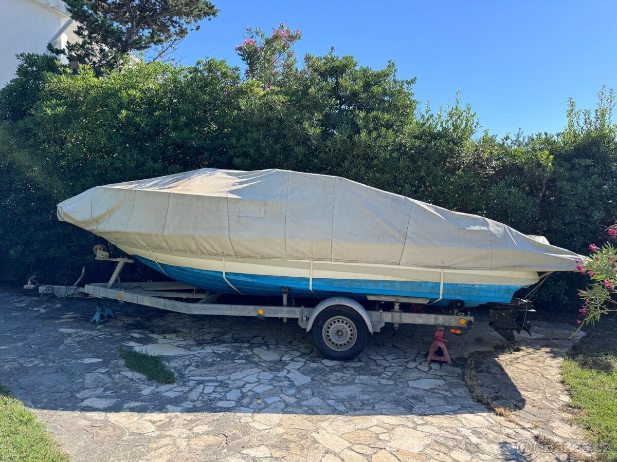 CHORVATSKO - Mariah SC 19 Cuddy (2007) – Sportovní člun s ka - 7