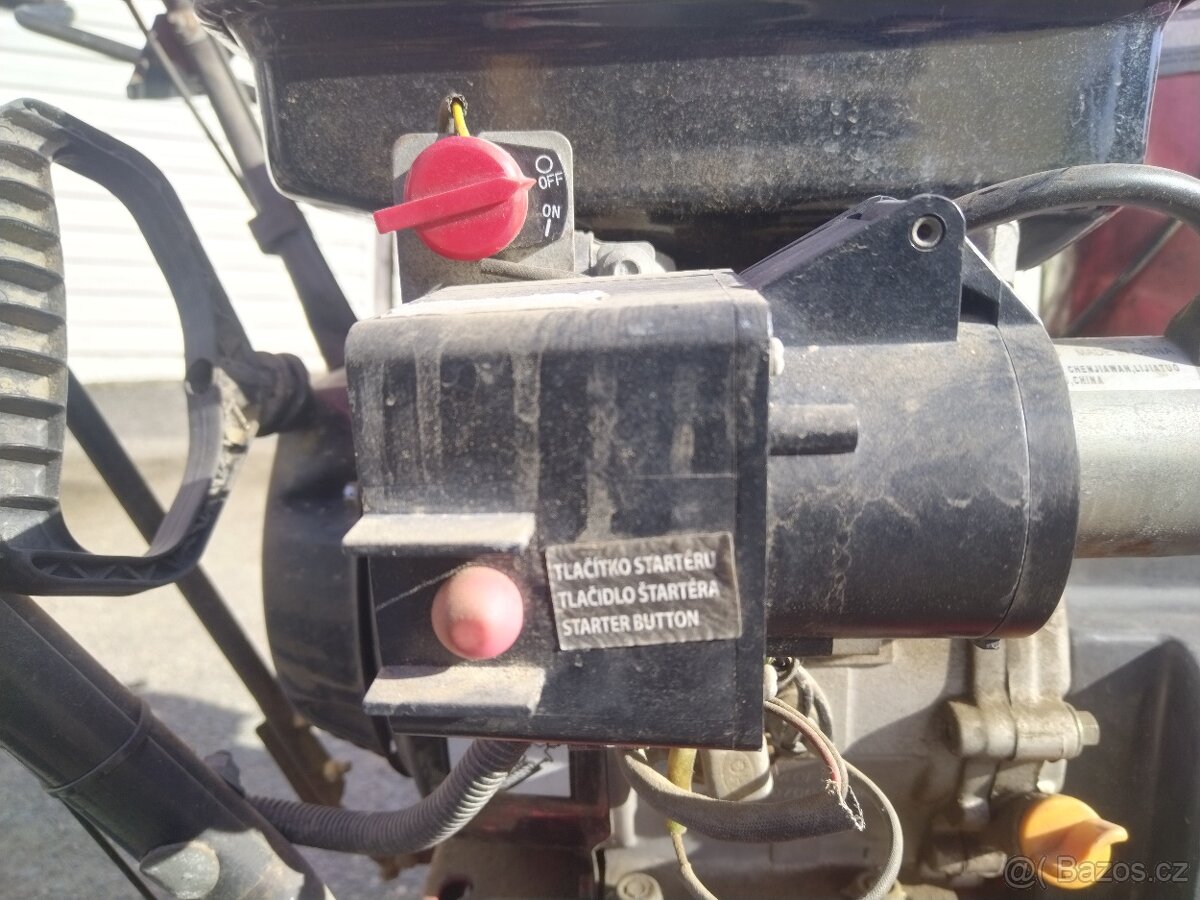 Sněhová fréza Hecht - 7