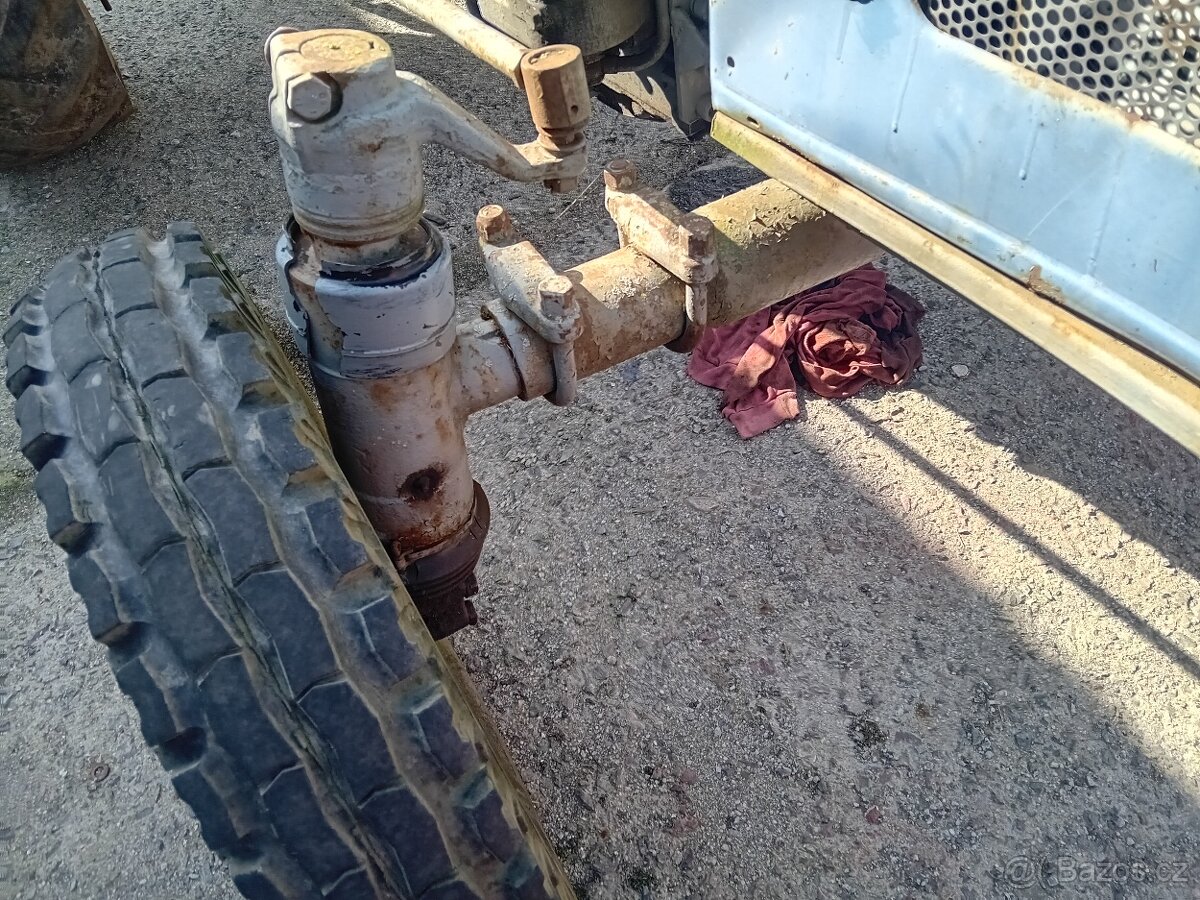 Zetor 4011 náhradní díly - 7