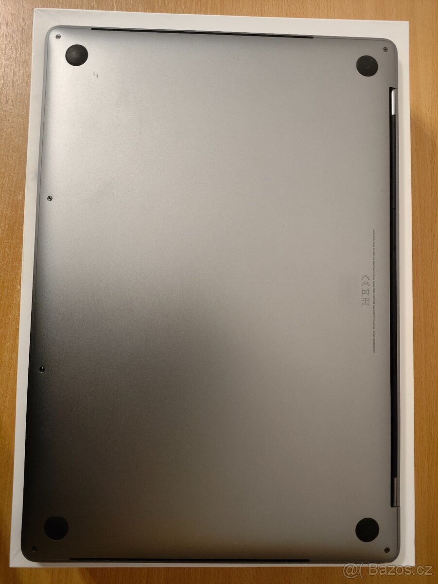 MacBook Pro 2019 A1990 – i7 / 16 / 256 - 7