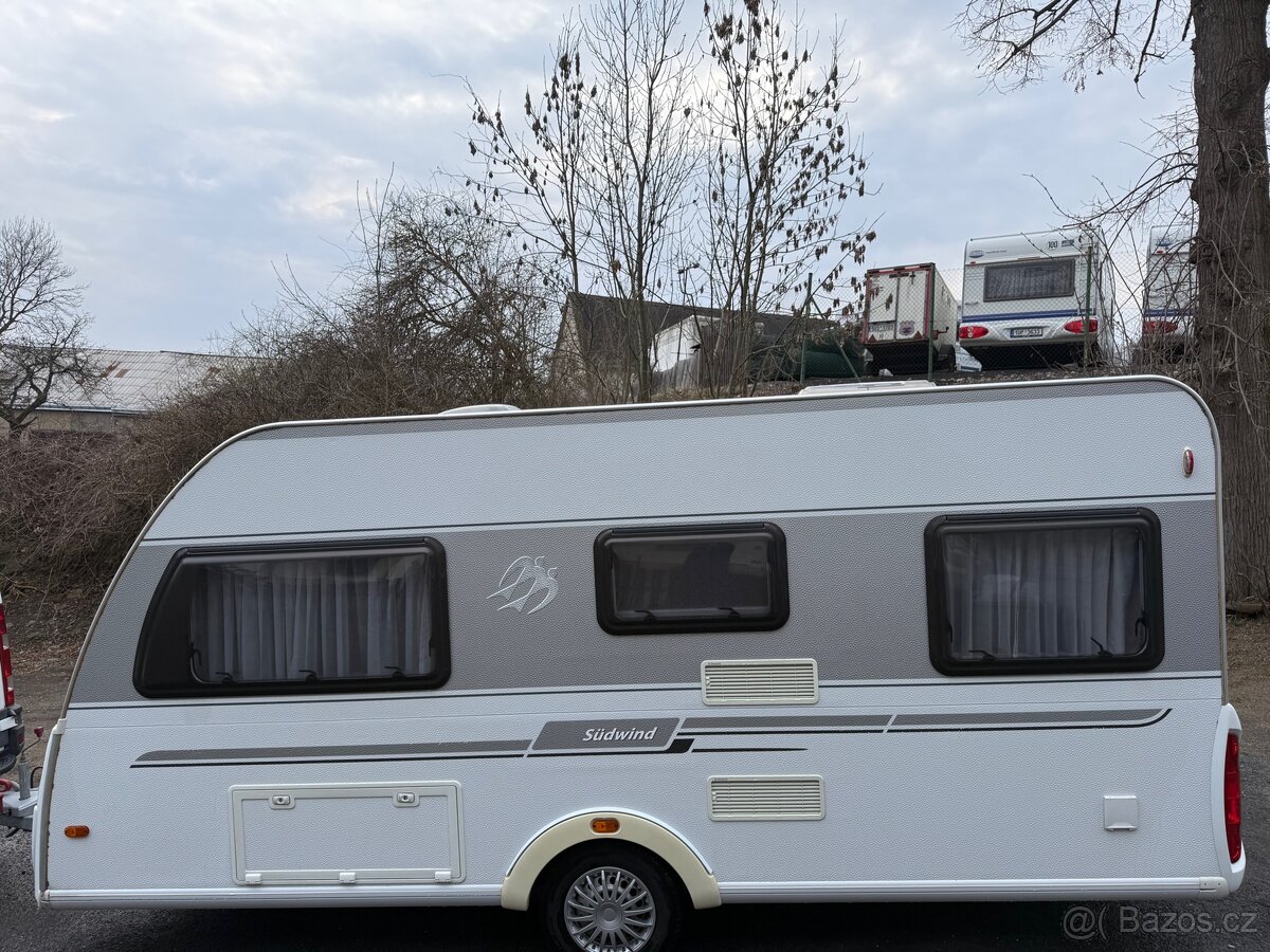 Knaus südwind 450 - předstan, vybavení - 7