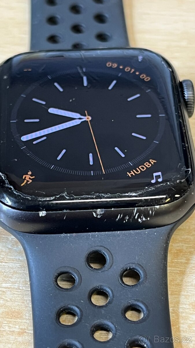 Apple Watch 5 Nike Edition 44mm - 7