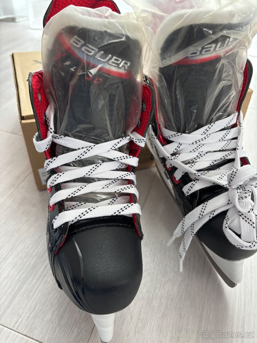 Brusle Bauer Vapor FLY 30 - 7