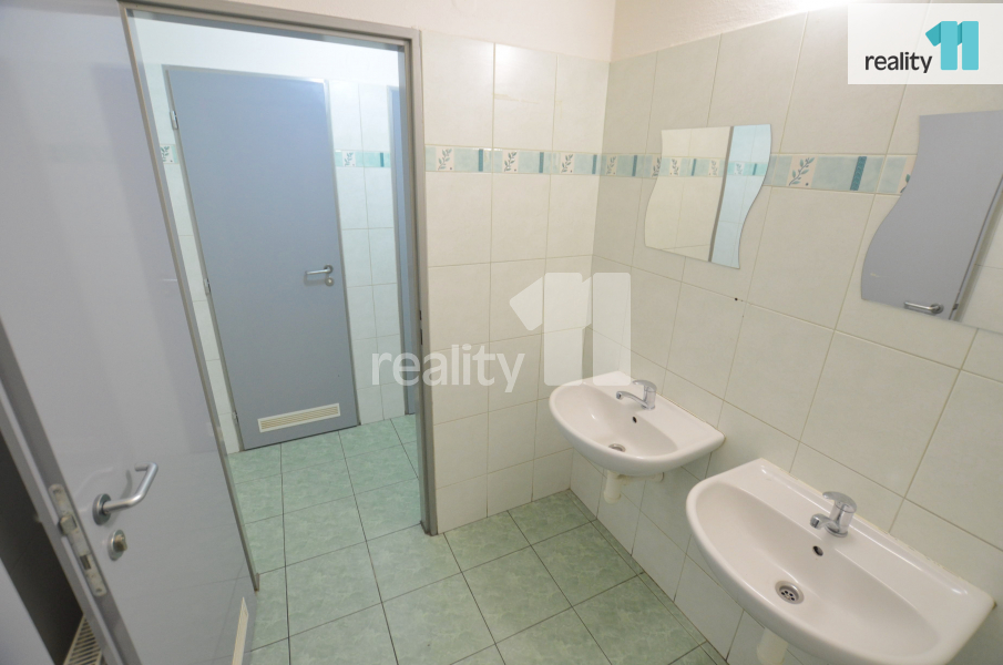 Pronájem komerčních prostor 297m2, Husova, Humpolec - 7