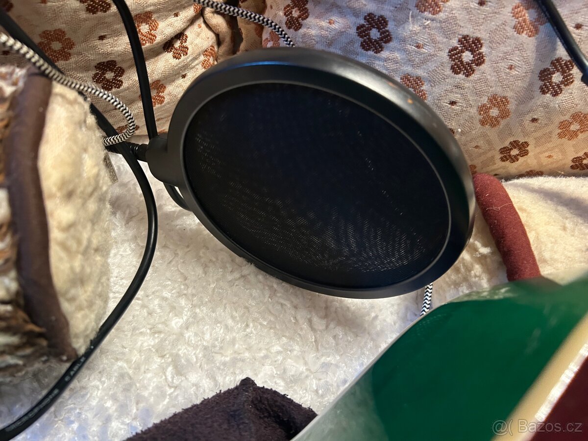 kytara s mikrofonem - 7