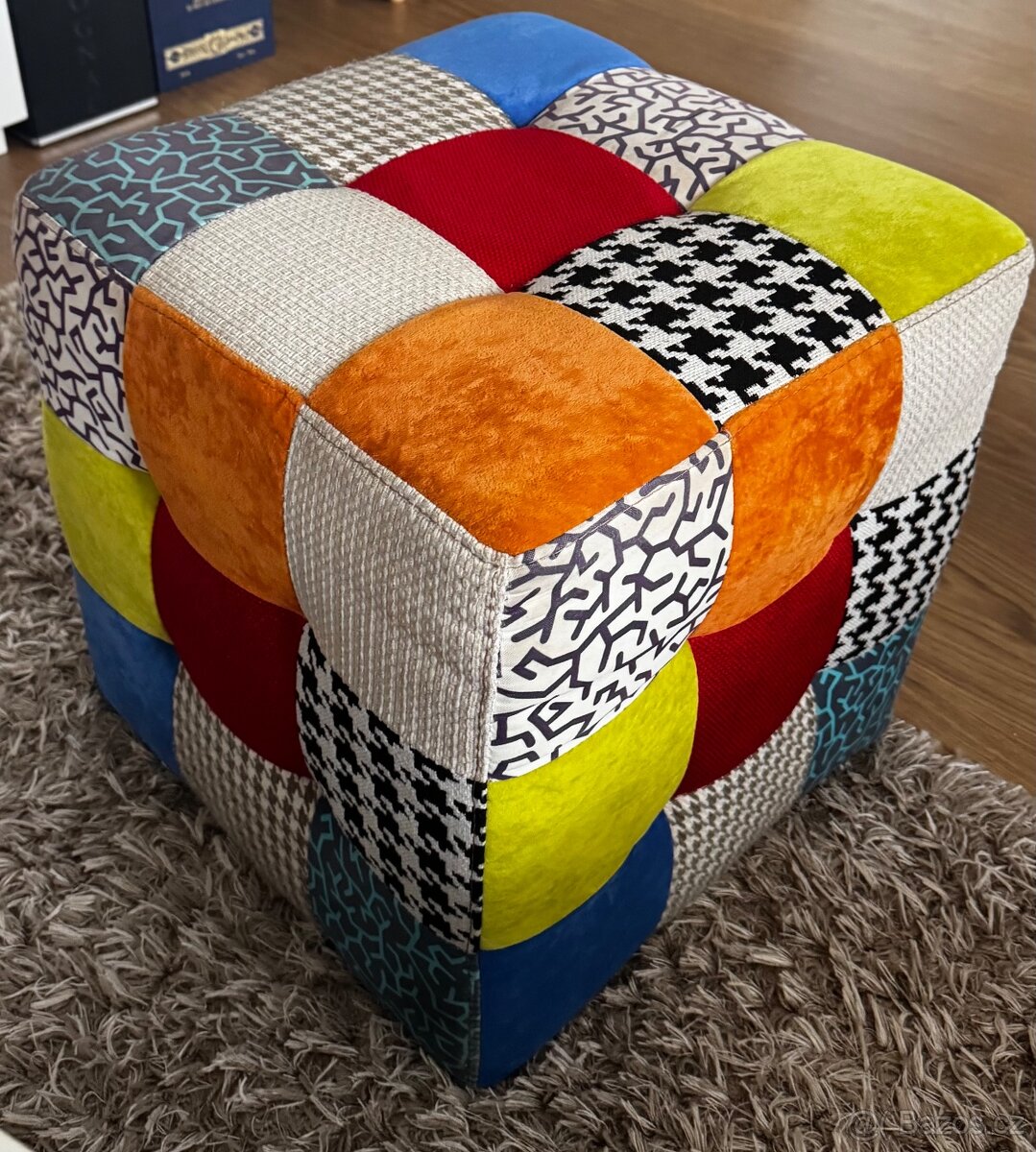 Patchwork Gauč + Taburetka (3-miestny) - 7