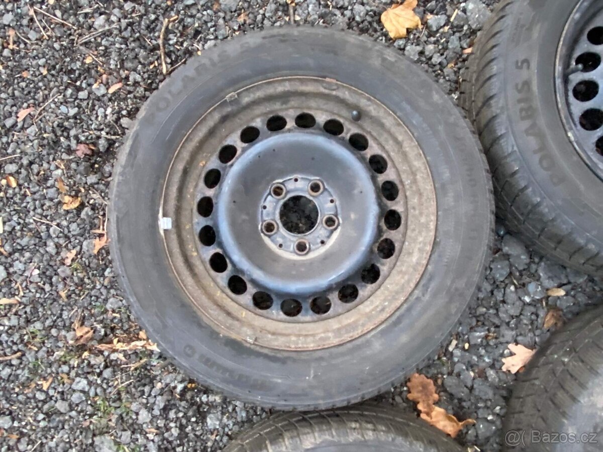 96. sada zimní kola 205/60/16 5x112 Mercedes E - 7