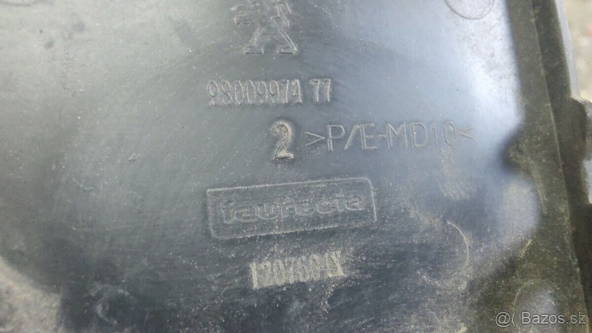Peugeot 308 II T9 - sterac motorek brzdove svetlo - 7