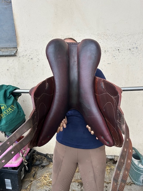 Sedlo Devoucoux Chiberta 17,5 Arcade Normale-TOP Stav - 7