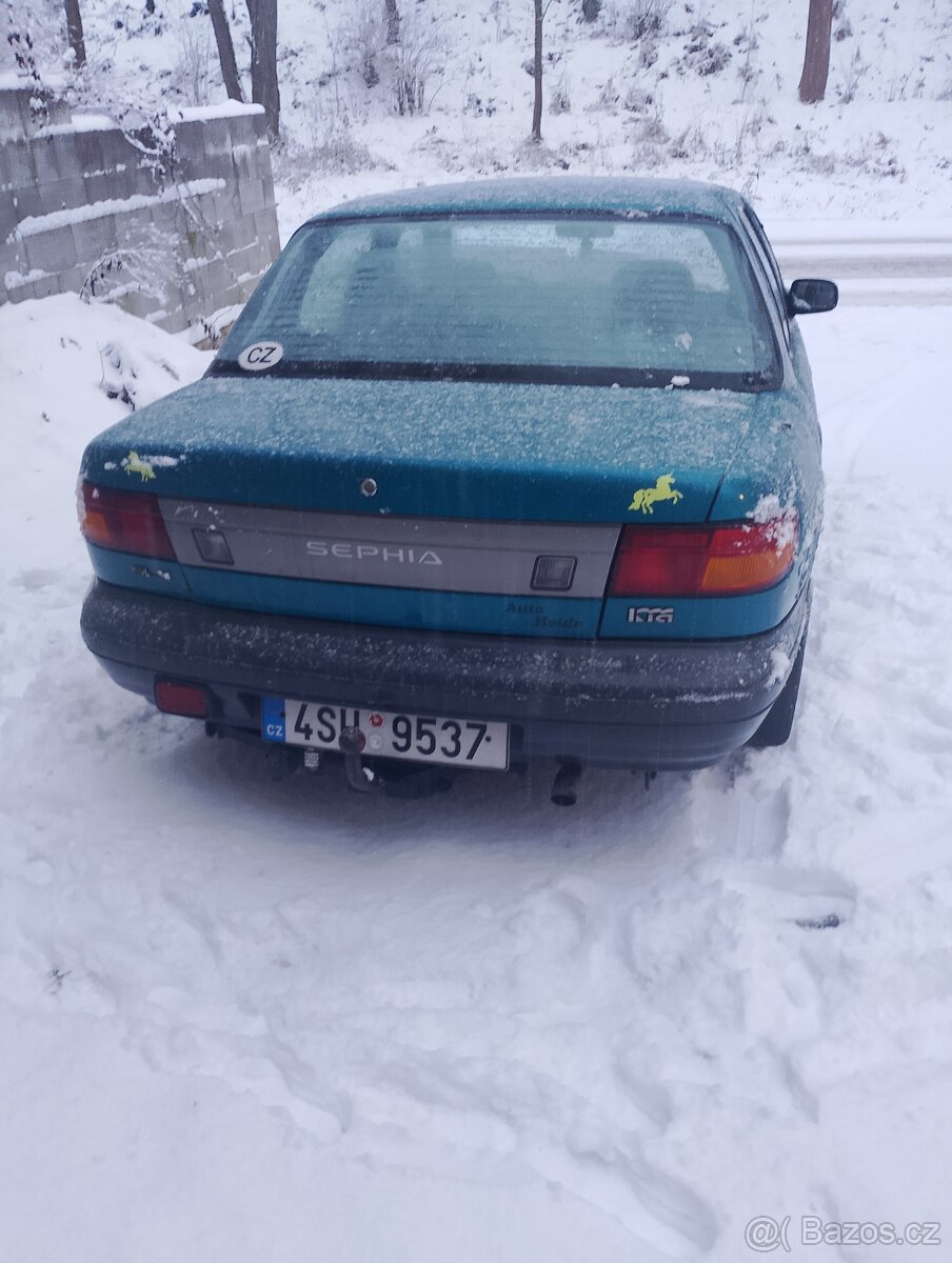 Kia sephia 16 EFI benzínu 59 kW - 7