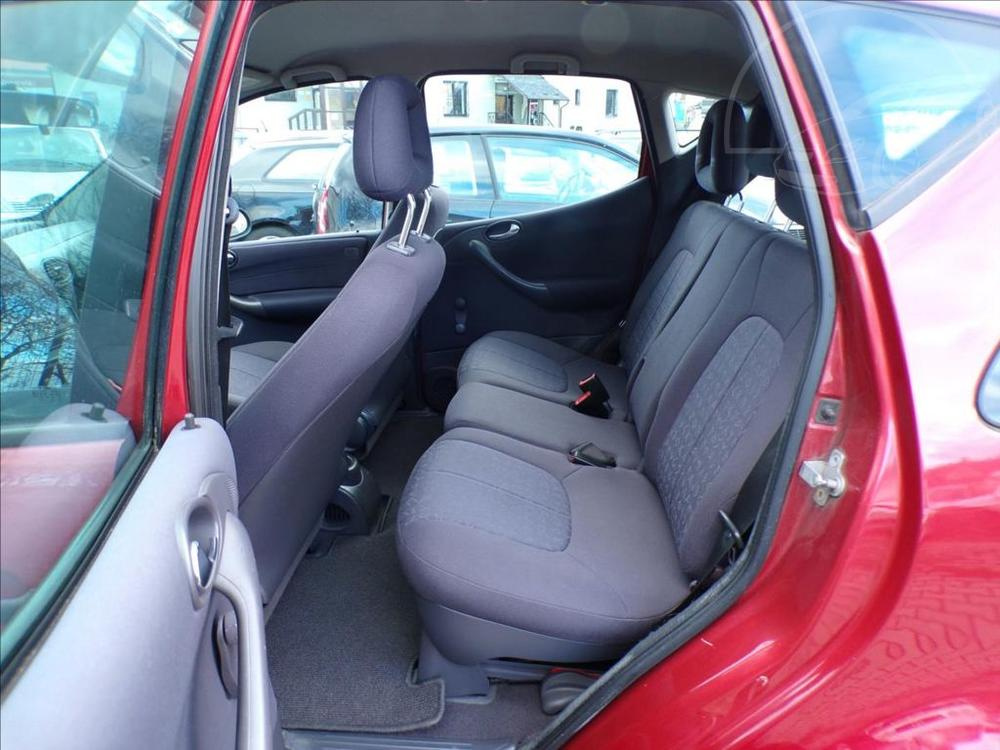 Mercedes-Benz I 1,6 AUTOMAT - 7