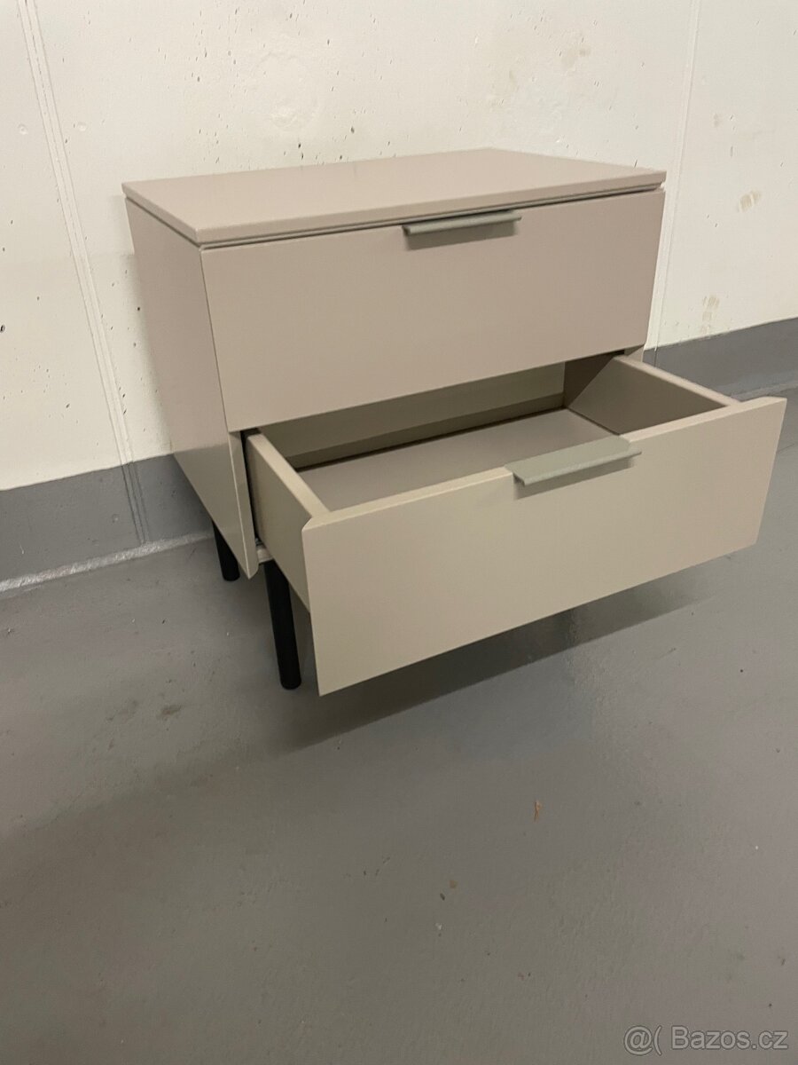 Béžový noční stolek Totem - 7