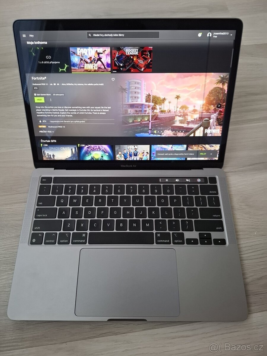 MacBook PRO 13 palců M1 chip 8 RAM 256SSD 80 cyklů - 7