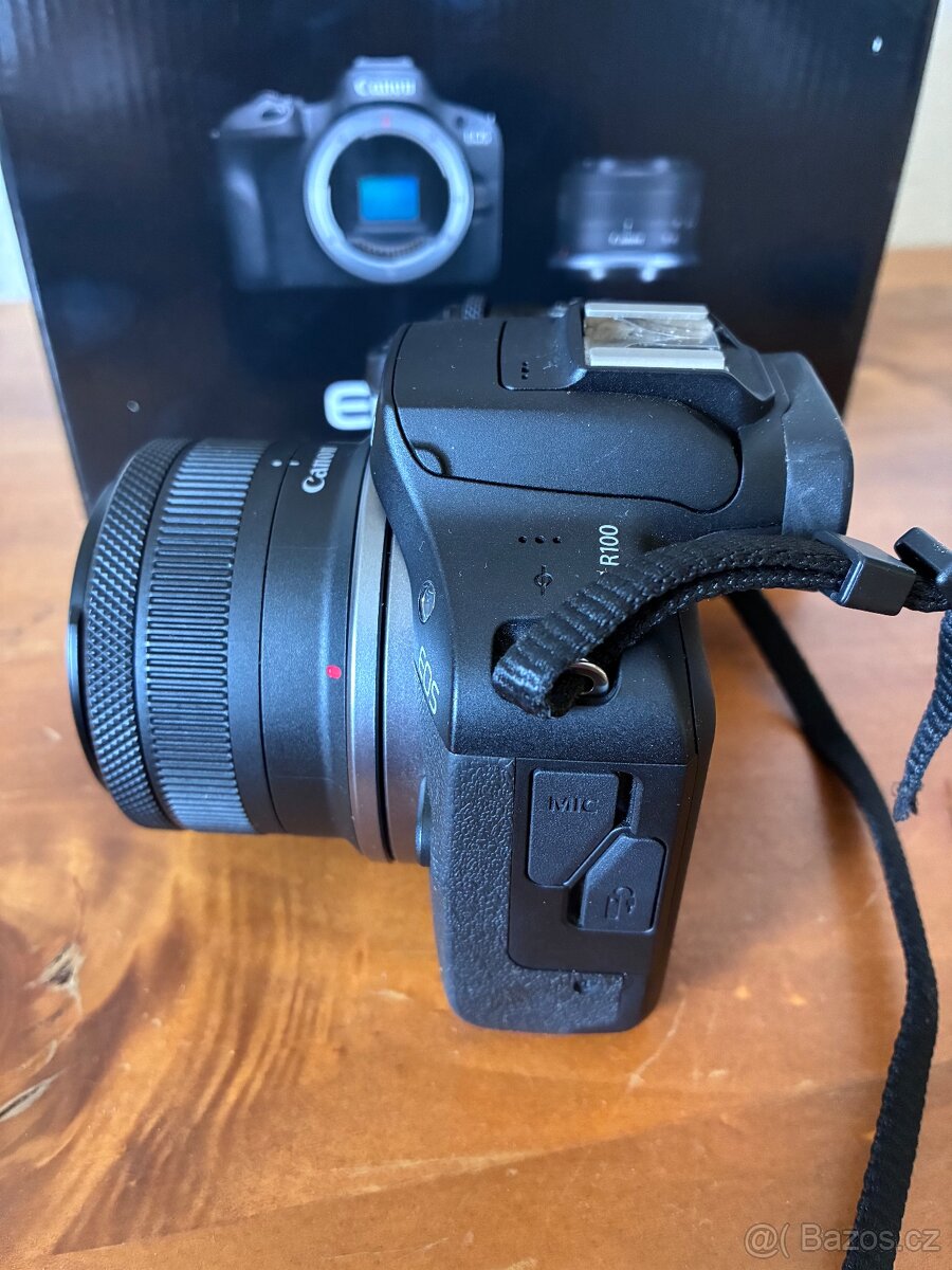 Canon EOS R100 + RF-S 18-45mm - 7