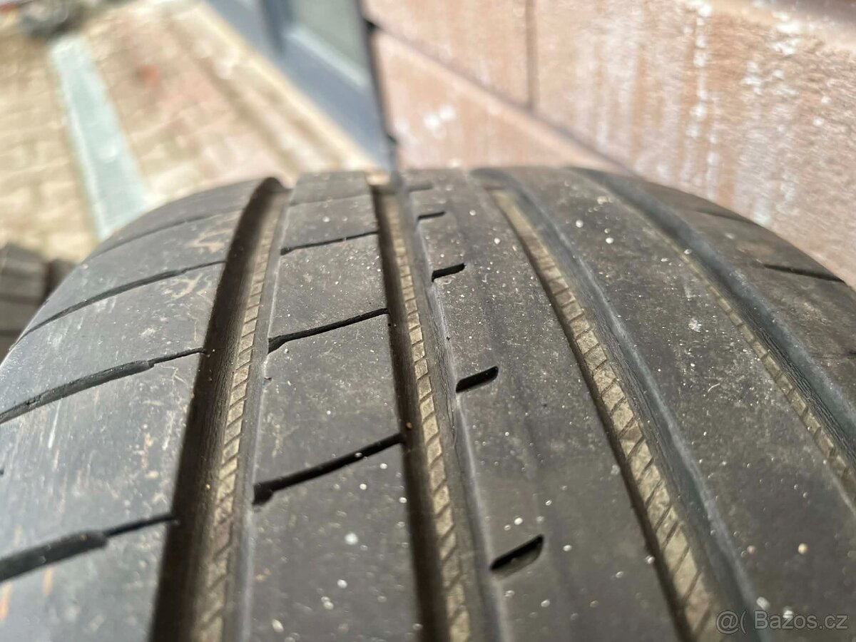 prodám pneu 18 215/45/18 - 7