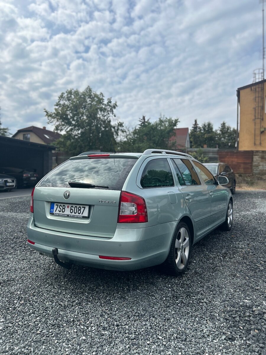 Škoda Octavia Elegance 2.0TDI - 7