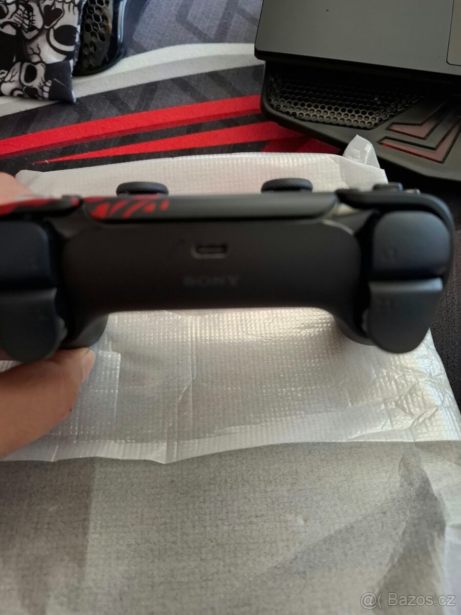 Spider-Man 2 -PlayStation 5 DualSense Wireless Controller - 7