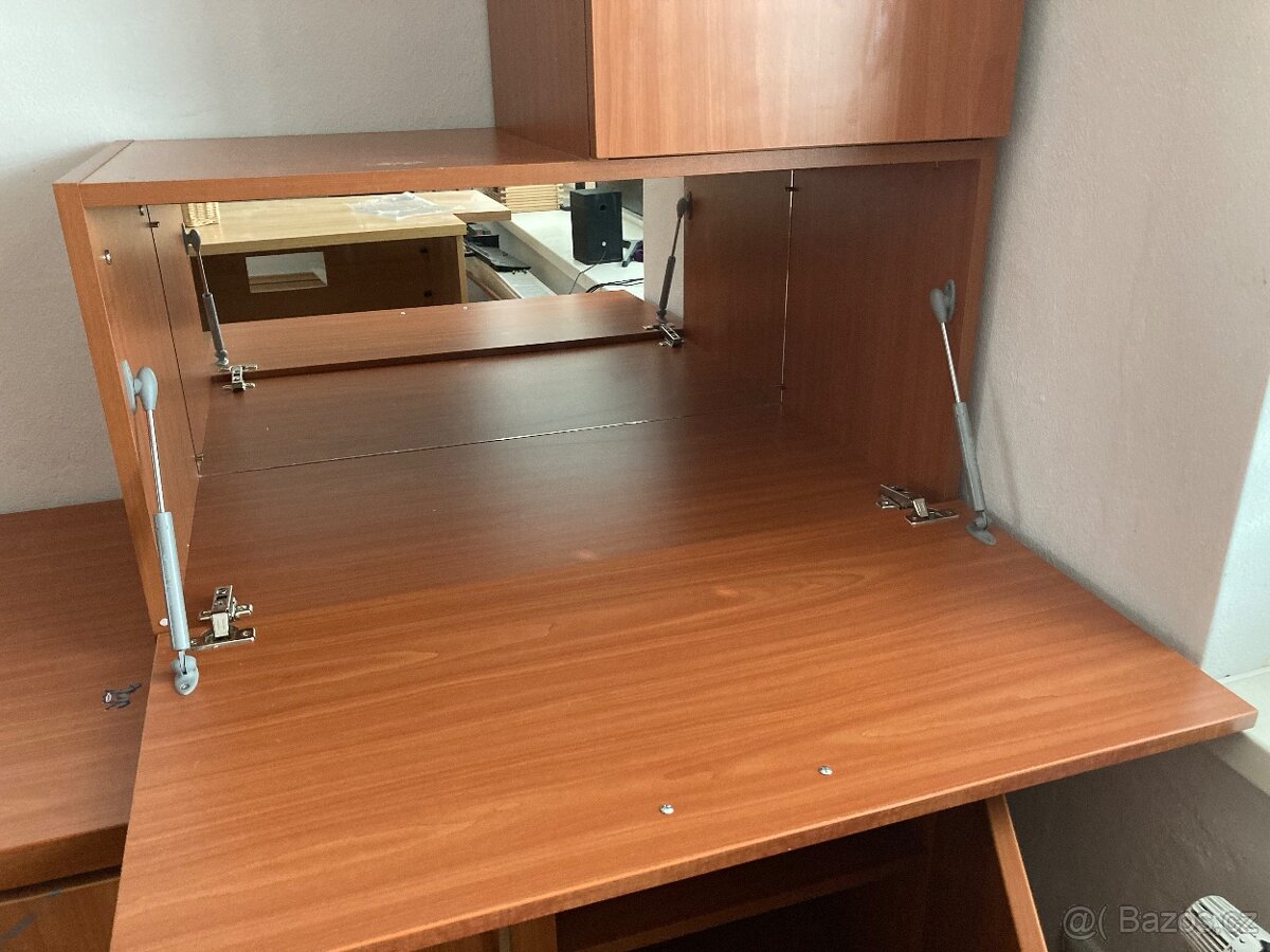 Nabytek do ložnice/obyvaku - 7