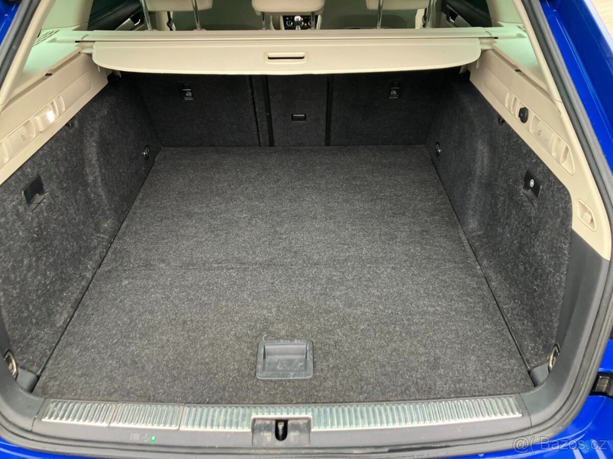Škoda Superb combi 2.0TDI 110kW L&K /VYSOKÝ STUPEŇ VÝBAVY / - 7