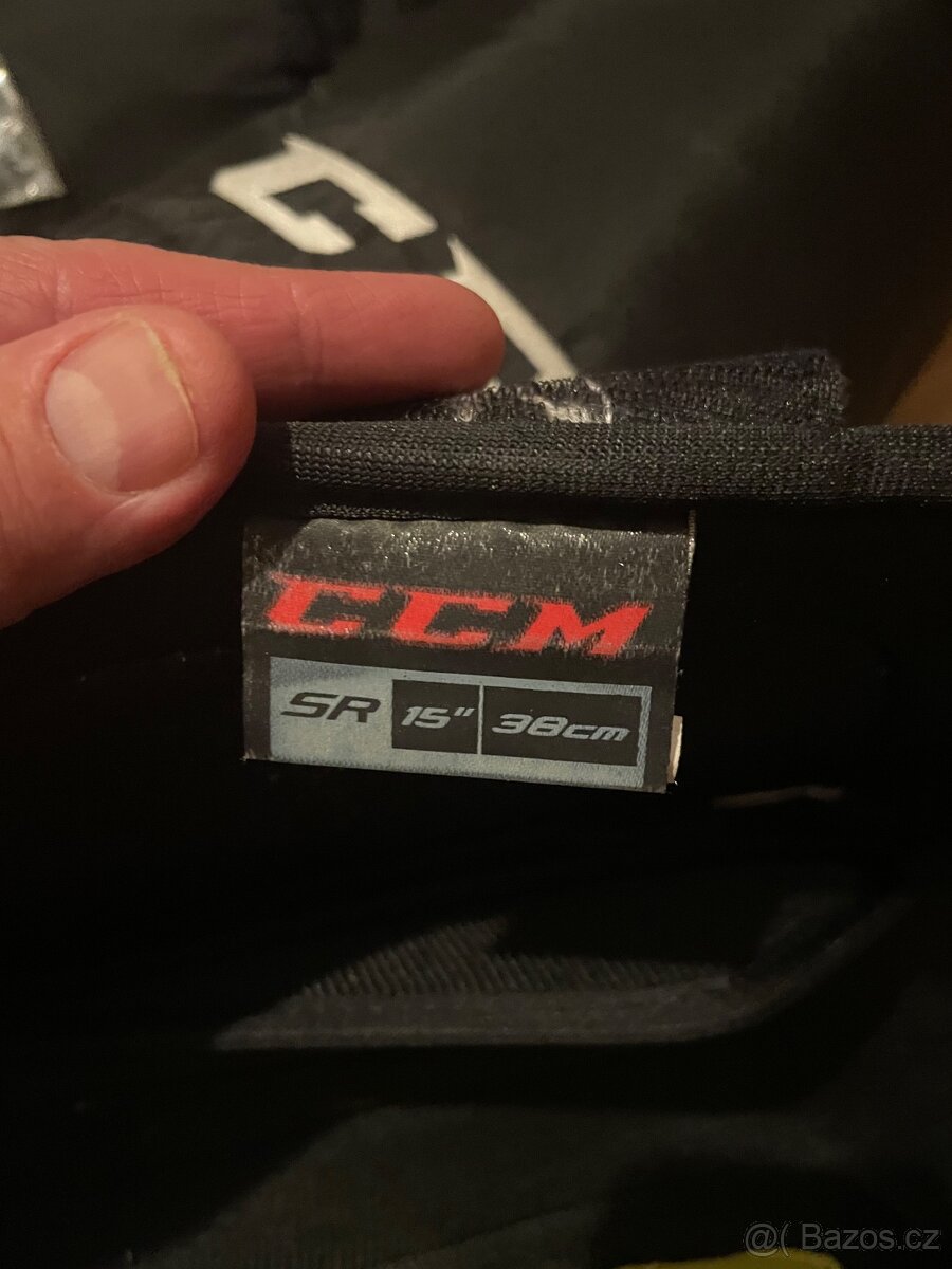 Hokejová výstroj - 7