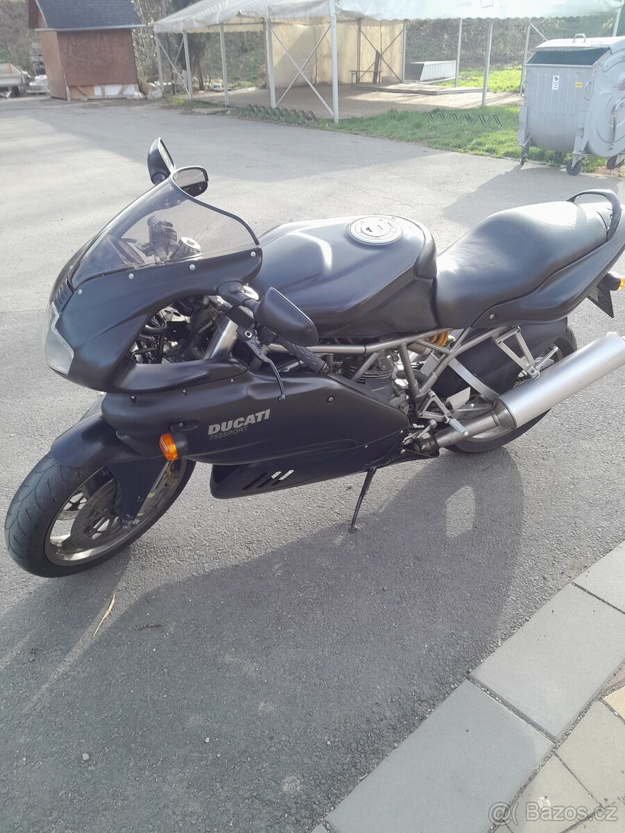 Ducati 750 Supersport - 7