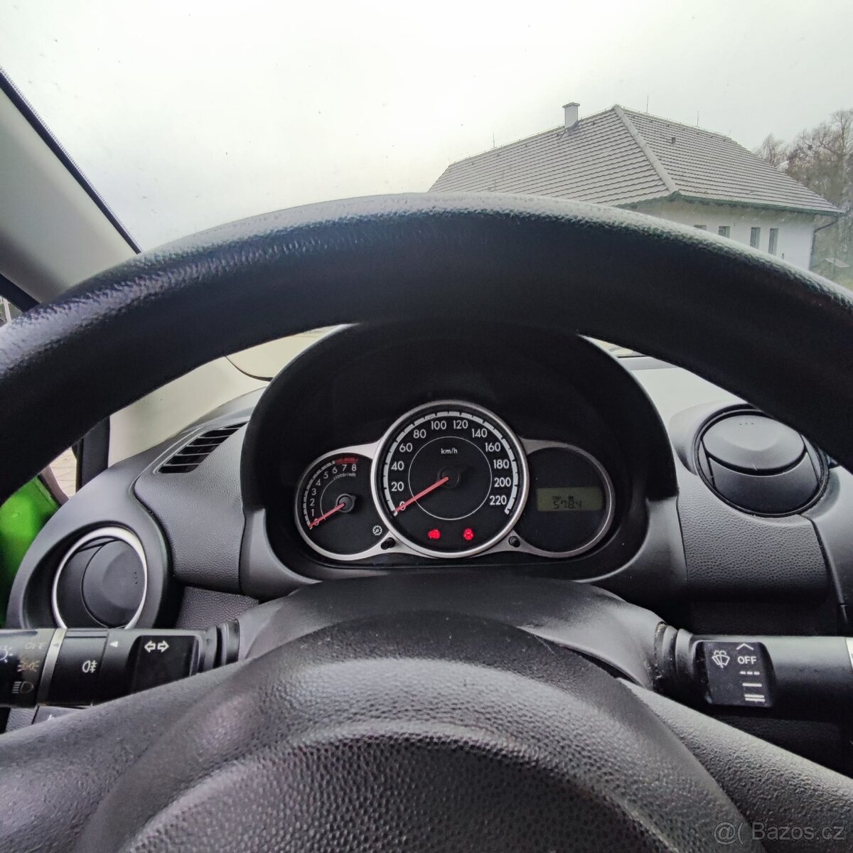 Mazda 2 benzín rok 2011 - 7