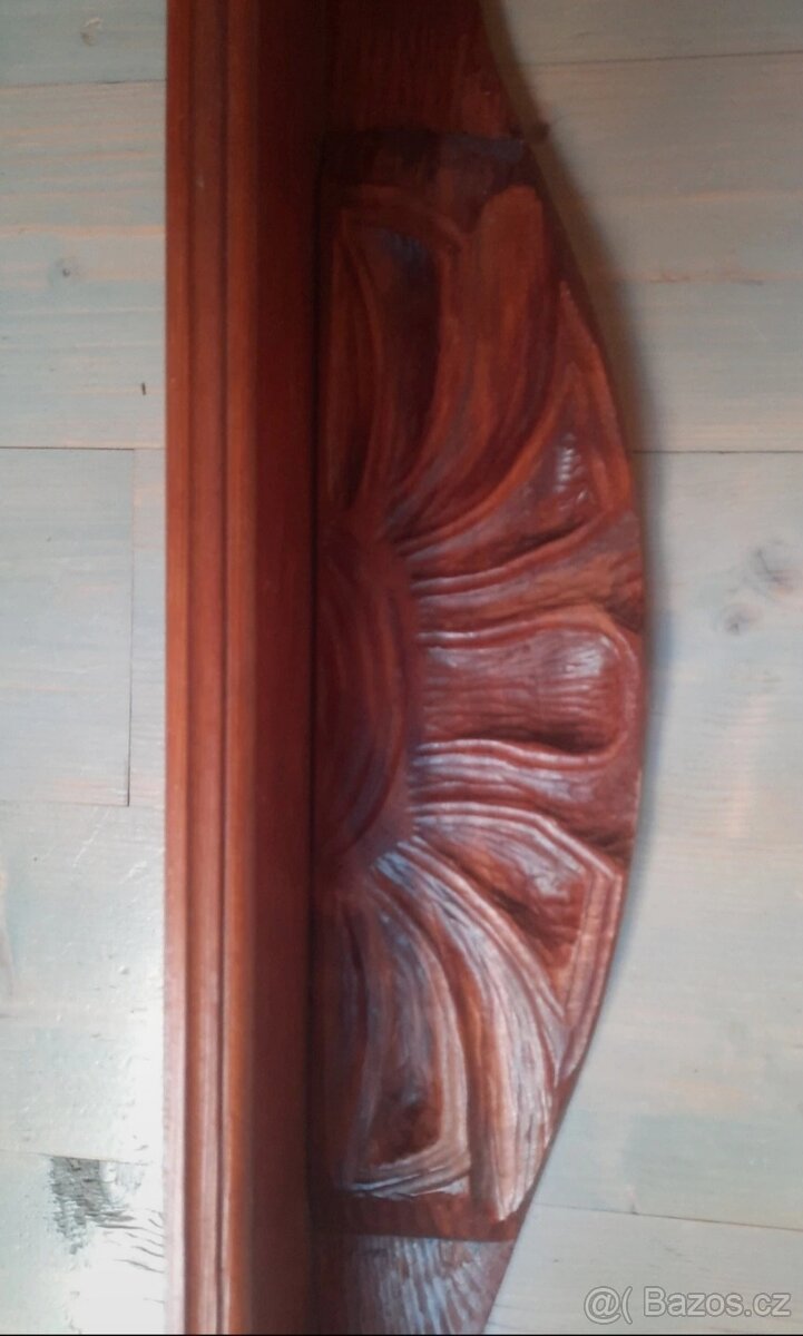 Velká závěsná police ze dřeva - 7