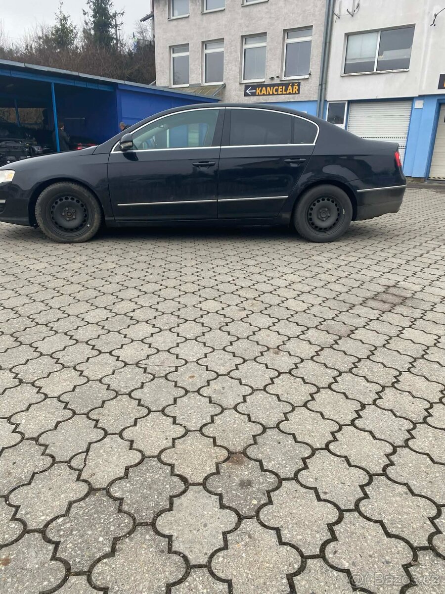 Volkswagen Passat B6 2.0 TDI CR DSG - 2012 - 7