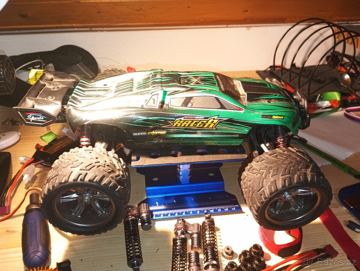 HSP Octane až 100km/h + hromada vybavení - 7