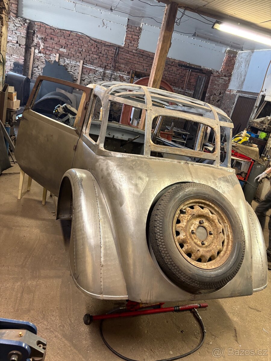 Sedačka tatraplan výroba karosérií a dílů karosérií výdřev - 7