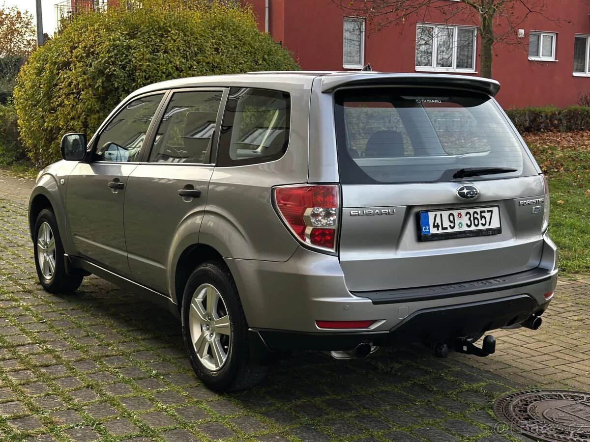 Subaru Forester SH 2.0 D 108kW 4x4 SUV ALU kola Tažné 2 tuny - 7