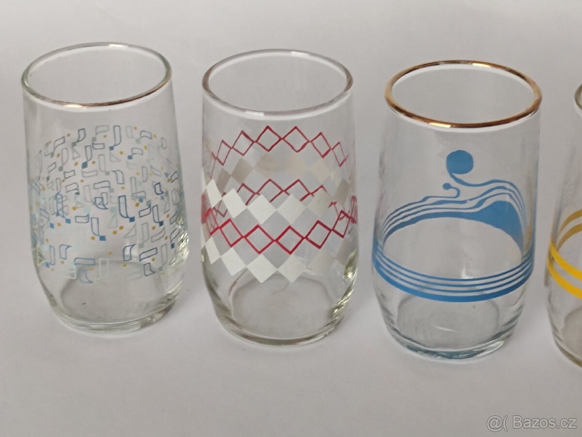 Retro barevné sklenice se vzorem, 1dcl, 50.-/kus, pošta 75.- - 7