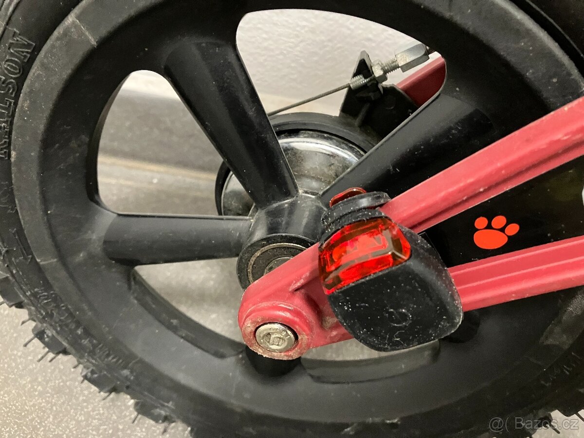 first bike + helma + blikačky - 7