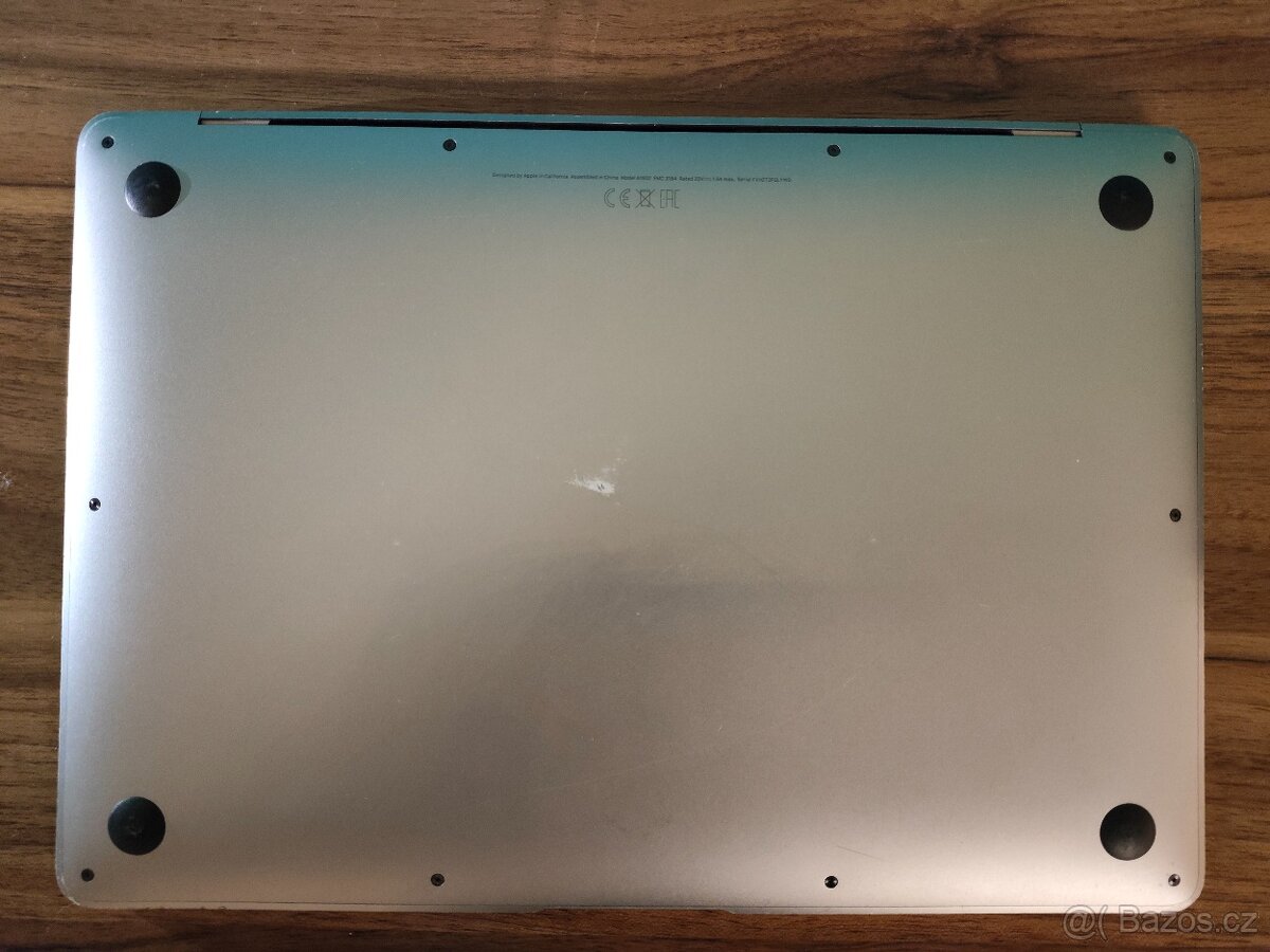 MacBook Air 13 2019 | i5 • 8GB • 128GB - 7