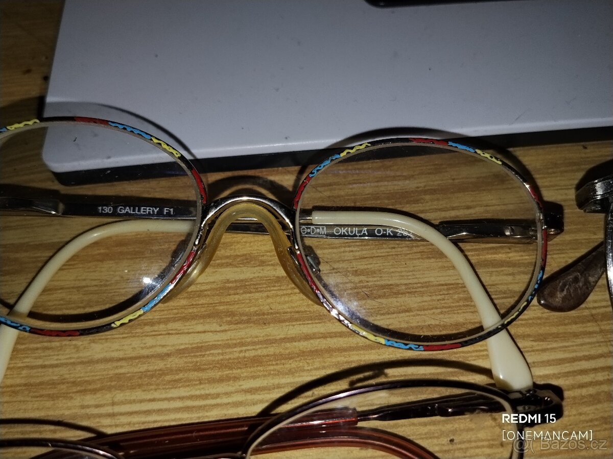 34 ks brýlí retro, Balmain, a další + díly - 7