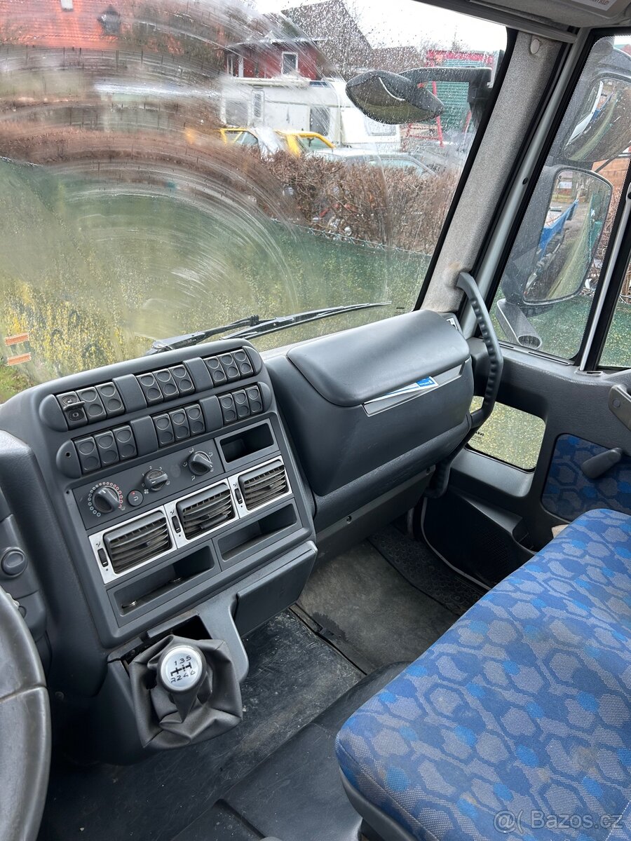 Iveco Eurocargo nosič kontejneru - 7