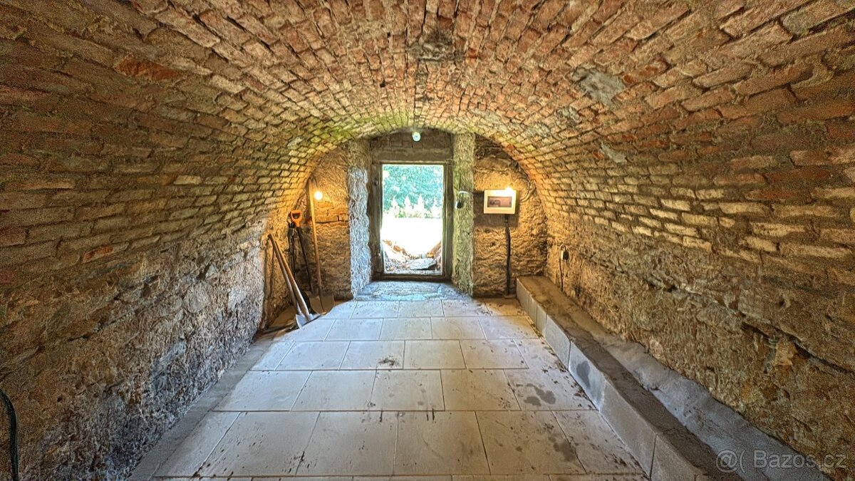 PARÁDNÍ CHALUPA - 7