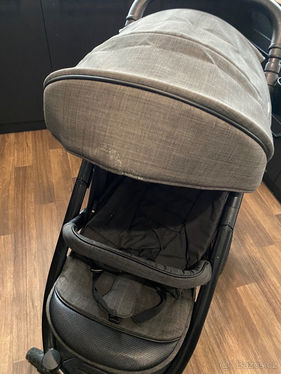 Kočárek Joie - 7