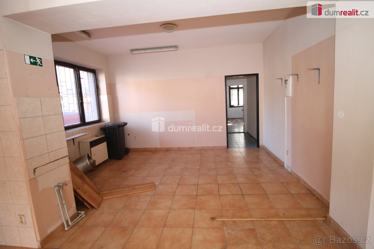 Činžovní dům v Kraslicích se 3 byty a nebytovým prostorem - 7