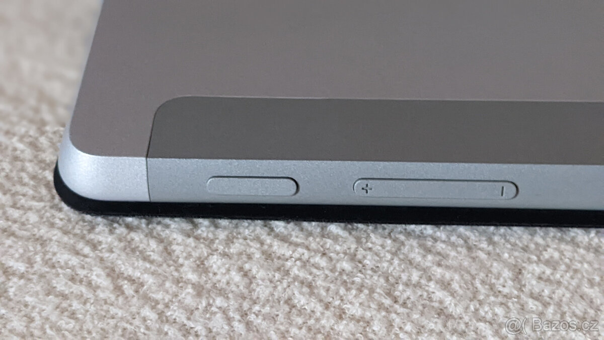 Tablet Microsoft Surface Go 3 + 2 klávesnice - 7