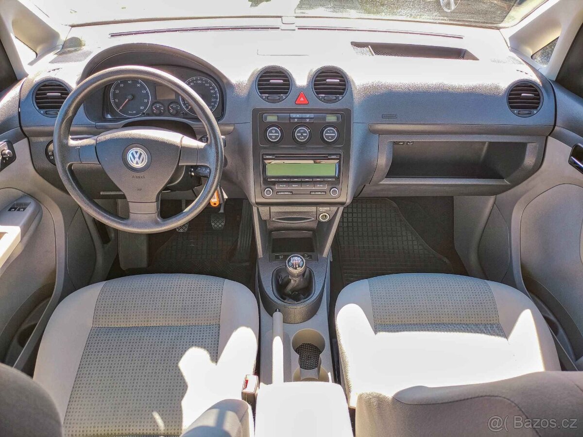 VOLKSWAGEN CADDY 1.6 MPI,LIFE,75 KW,AUT. KLIMA,VYHŘ.SEDAČKY - 7
